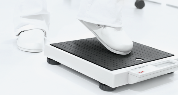 Seca 876 Digital flat scale with foot switches